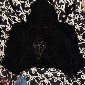 Women's Black Sleeveless Top